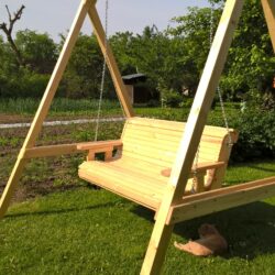 Dārza atpūtas masīvkoka krēsls ķēdēs