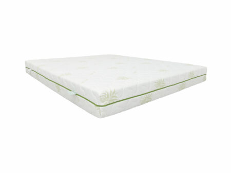 Iegrimstiet komforta un relaksācijas pasaulē ar Delta mīksto matraci. Šis matracis ir izstrādāts, lai nodrošinātu mierīgu nakts miegu, un tajā ir kokvilnas vatelīns, latekss, pocket atsperes un porolons, kas nodrošina greznu miega kvalitāti.